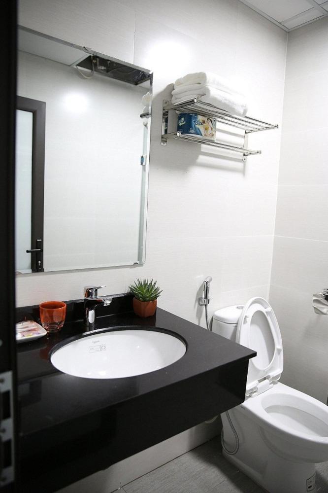 V House 6 Serviced Apartment Hanoi Buitenkant foto